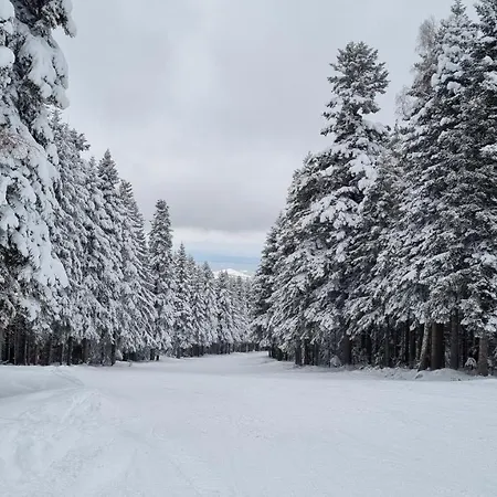 Διαμέρισμα Hills - 33 *